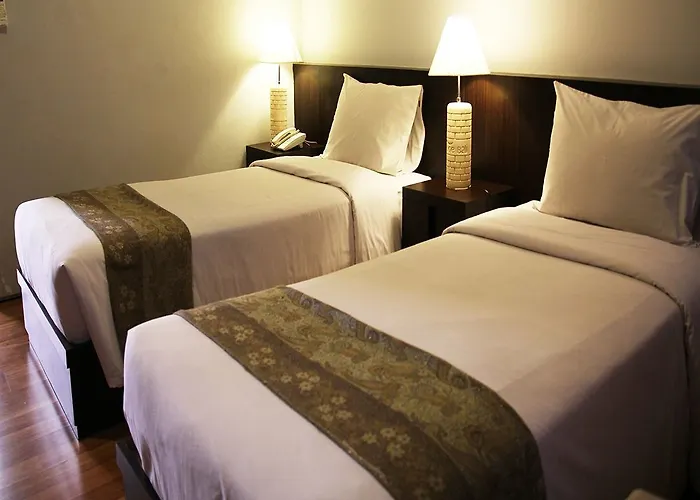 Hotel A 2*